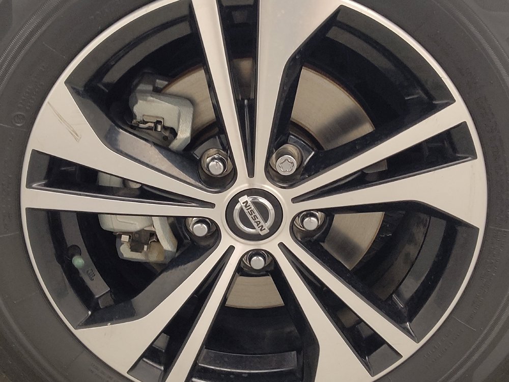 Used 2021 Nissan Sentra SV FWD image 31