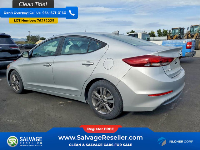 Used 2017 Hyundai Elantra SE image 3