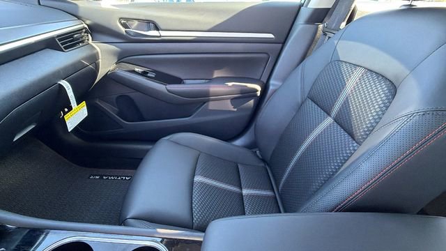 New 2025 Nissan Altima 2.5 SR image 23