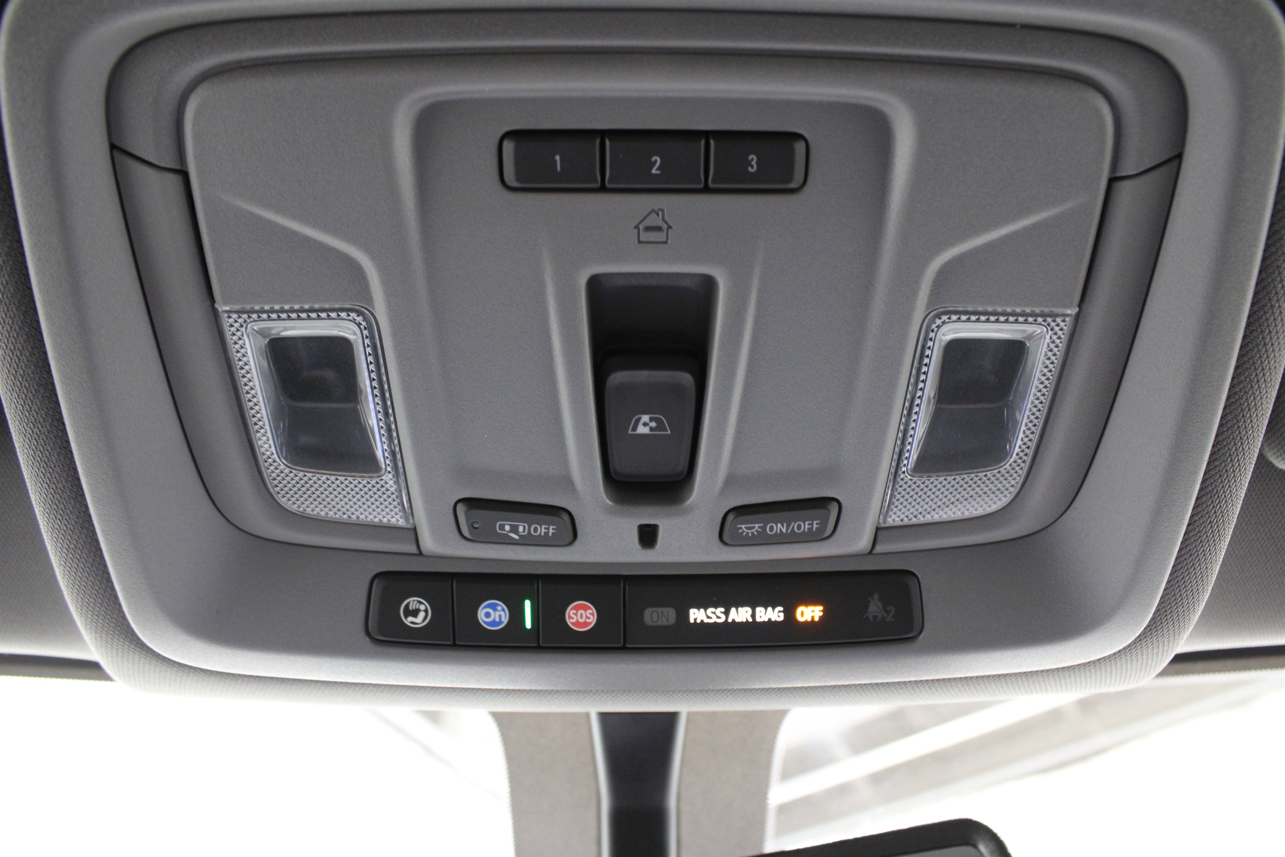 Used 2022 GMC Sierra 2500 SLT w/ SLT Premium Package image 24