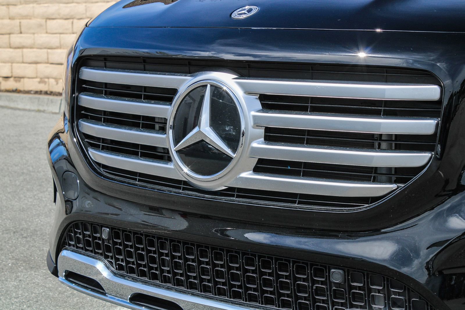 Certified 2026 Mercedes-Benz GLB 250 4MATIC image 6