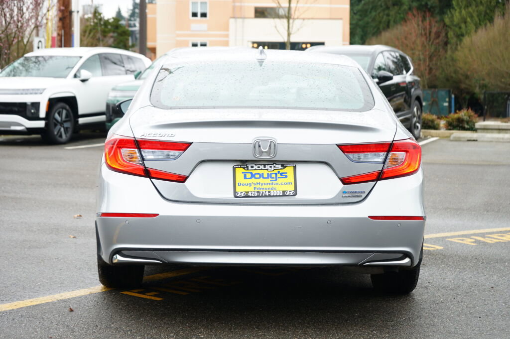 Used 2018 Honda Accord Touring image 8