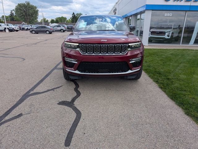 Used 2024 Jeep Grand Cherokee Summit AWD/4WD image 29