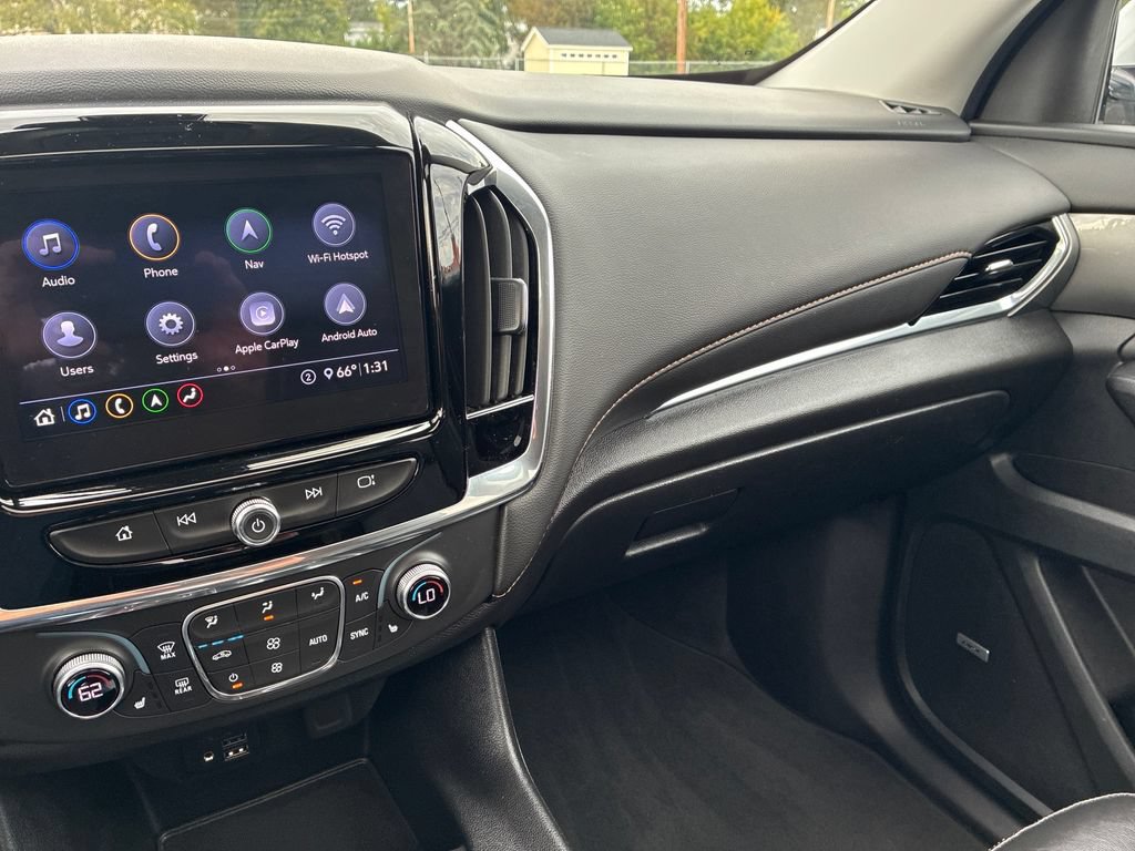 Used 2020 Chevrolet Traverse LT w/ LT Premium Package AWD/4WD image 22