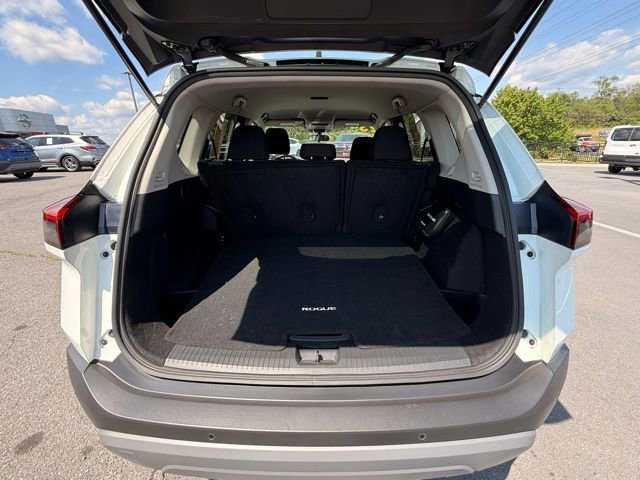 Certified 2023 Nissan Rogue S AWD/4WD image 17