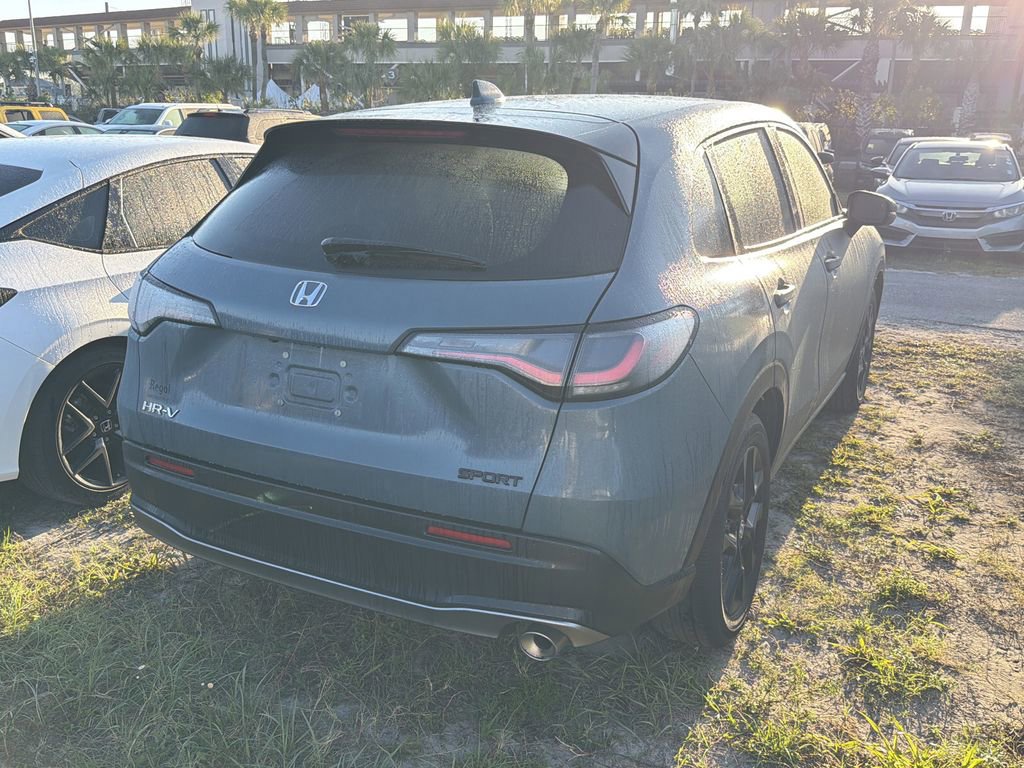 Used 2024 Honda HR-V Sport image 9