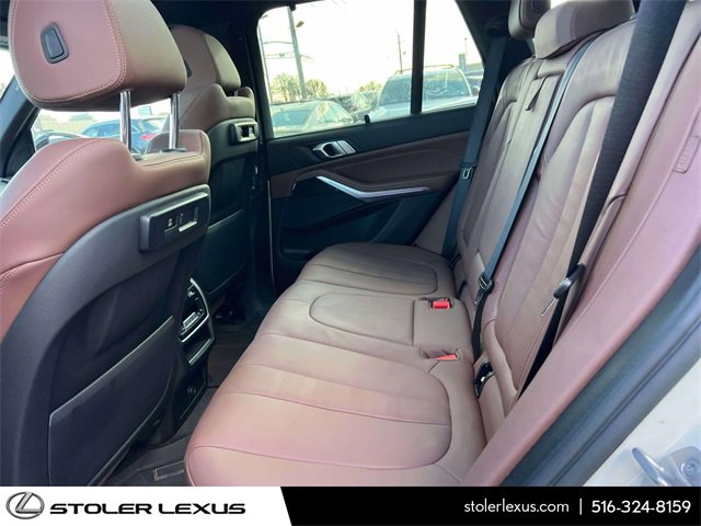 Used 2021 BMW X5 xDrive40i w/ M Sport Package image 16