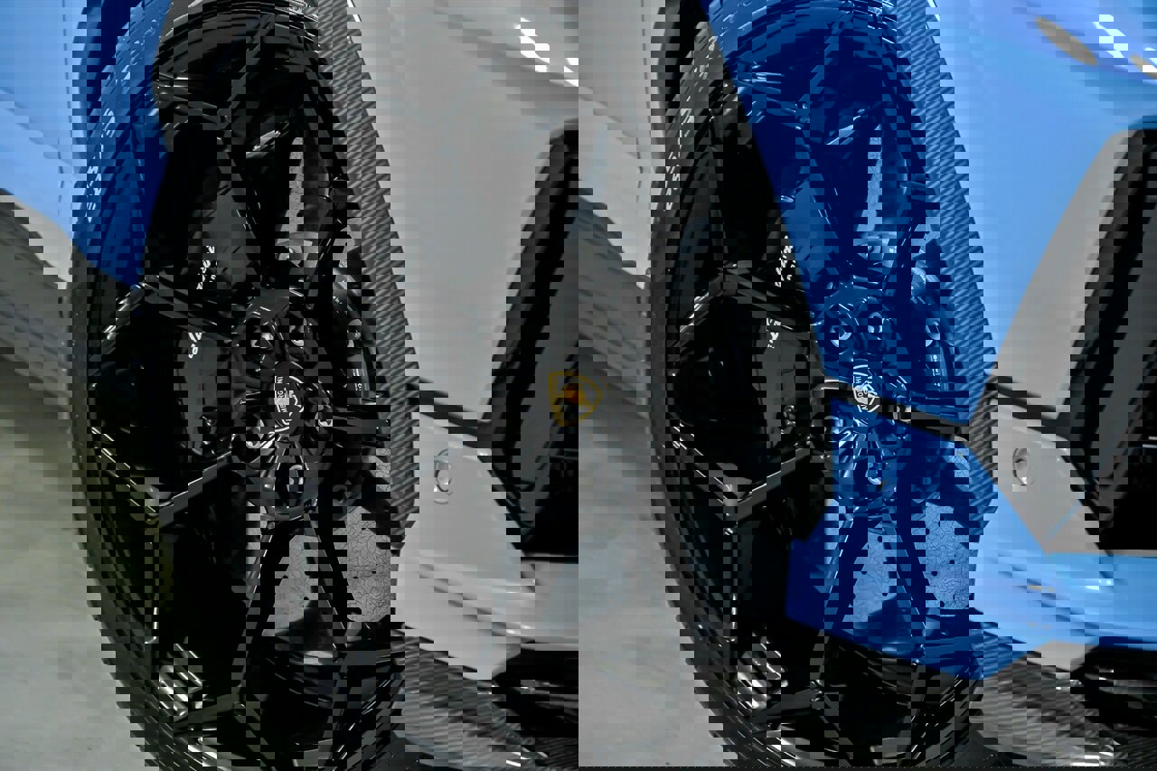 Used 2024 Lamborghini Urus Performante image 4