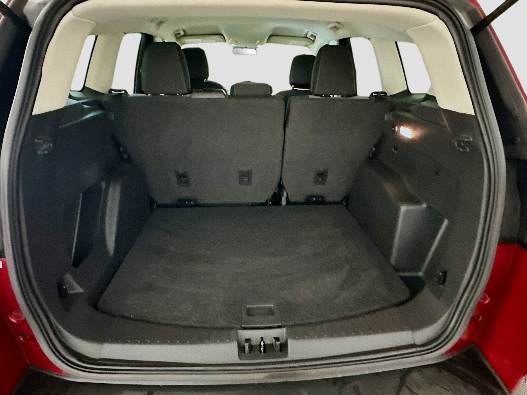 Used 2018 Ford Escape SE image 29