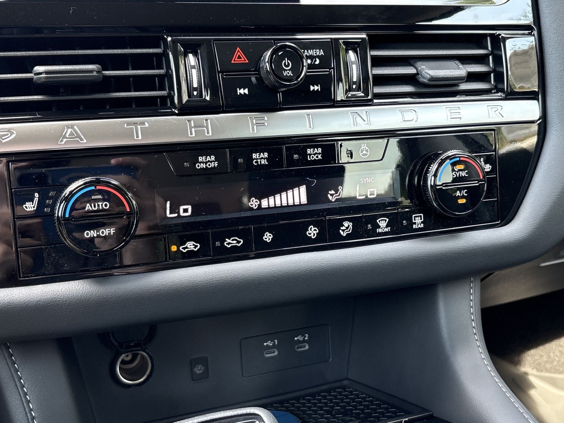 New 2026 Nissan Pathfinder SL FWD image 5