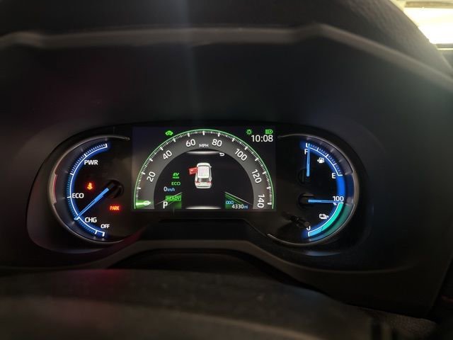 Used 2024 Toyota RAV4 SE w/ Weather & Moonroof Package image 7
