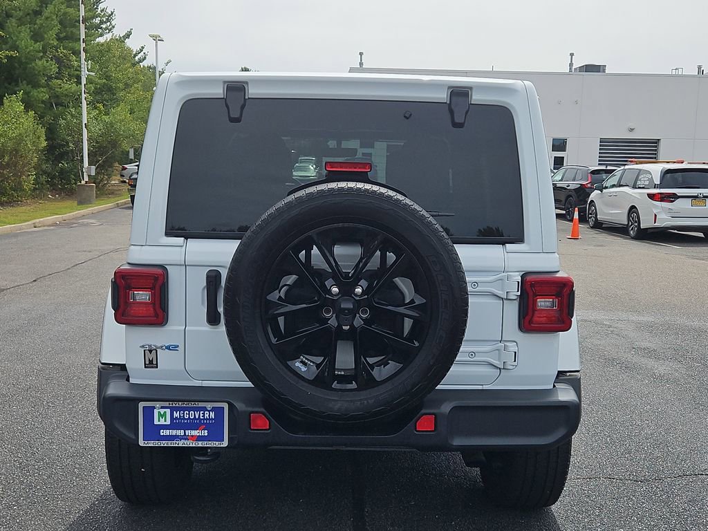 Used 2021 Jeep Wrangler Unlimited Sahara w/ Cold Weather Group image 29