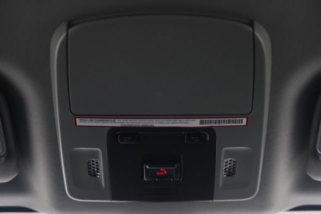 Used 2020 Toyota Camry SE FWD image 32
