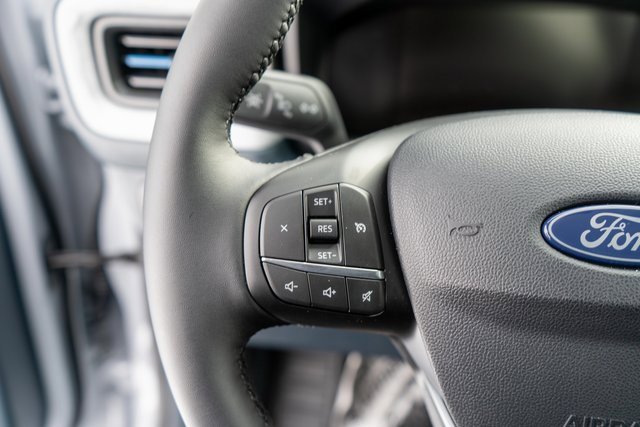 New 2025 Ford Maverick XLT w/ XLT Luxury Package image 13