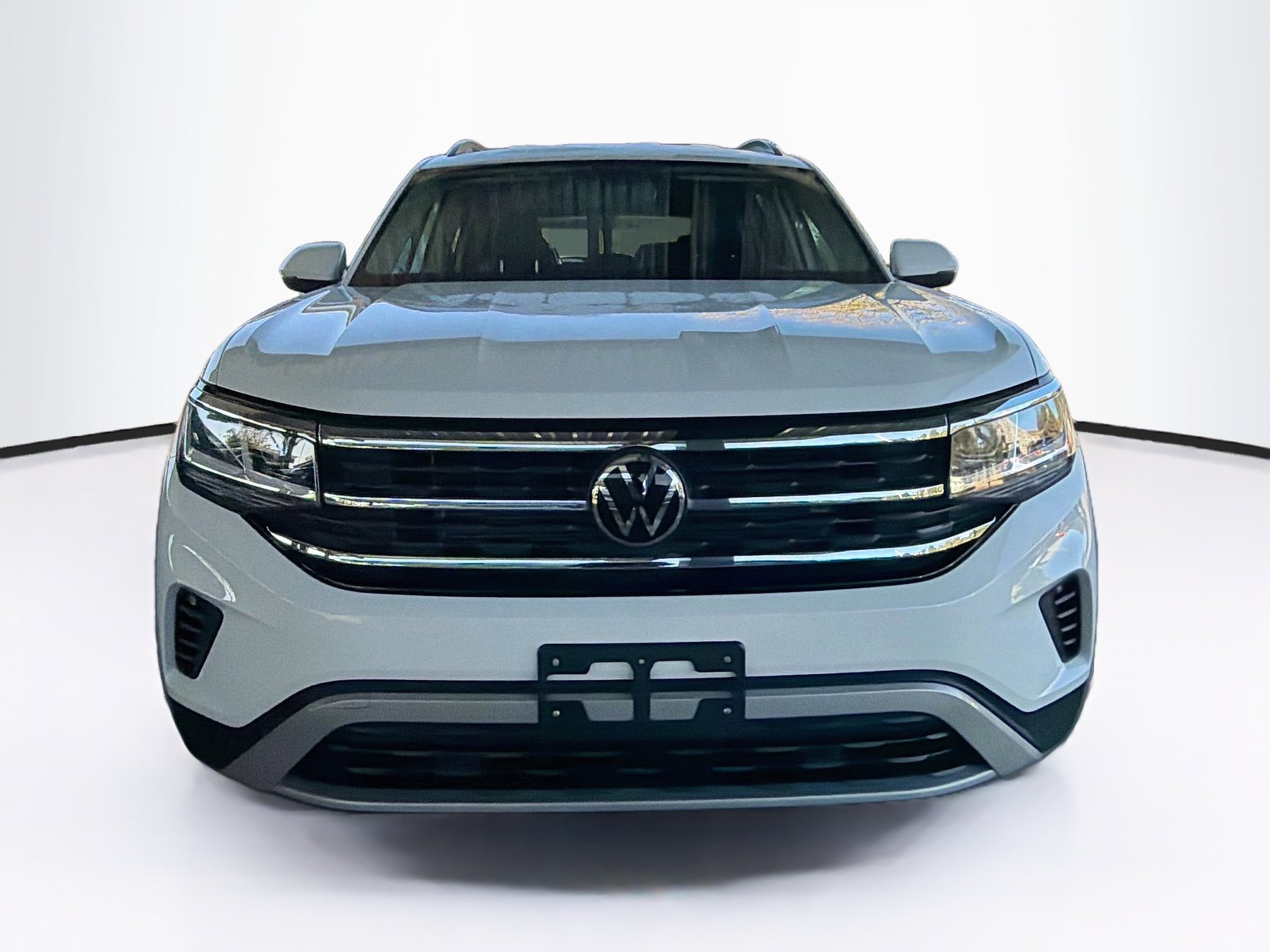 Used 2023 Volkswagen Atlas SE AWD/4WD image 2