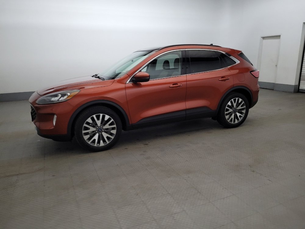 Used 2020 Ford Escape Titanium AWD/4WD image 2