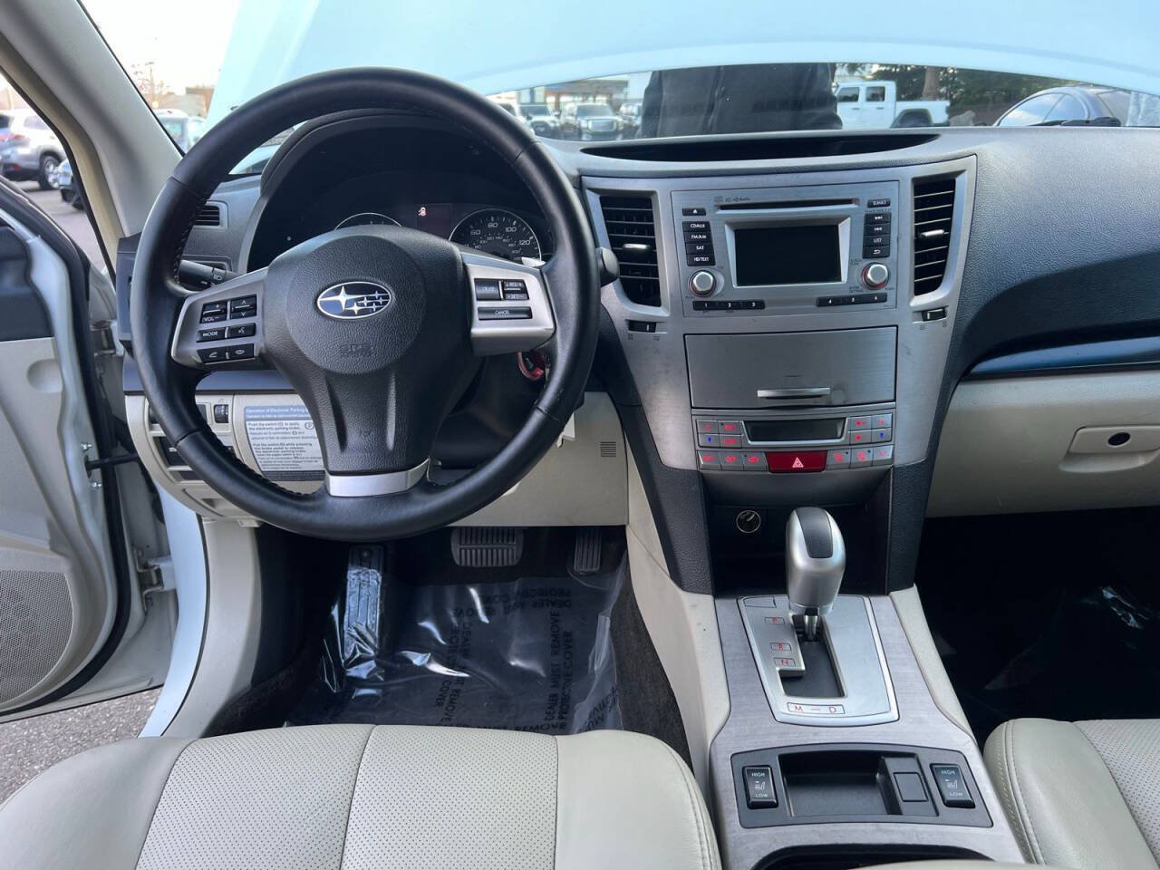 Used 2012 Subaru Outback 3.6R Limited AWD/4WD image 17