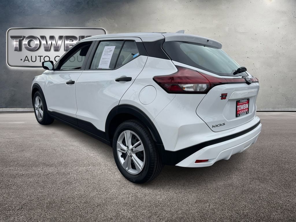 Used 2024 Nissan Kicks S FWD image 6