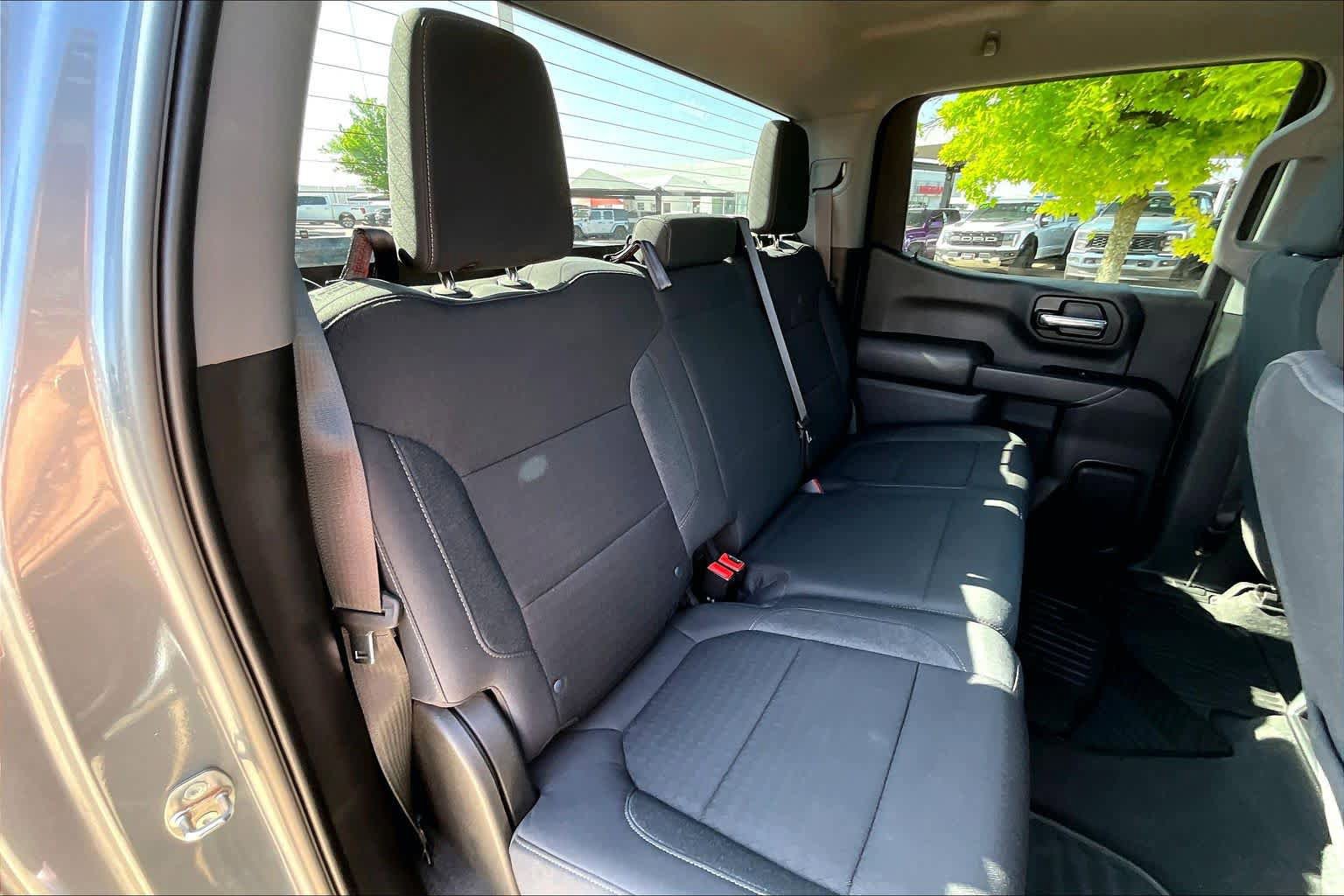 Used 2022 Chevrolet Silverado 1500 Custom w/ Safety Confidence Package AWD/4WD image 19
