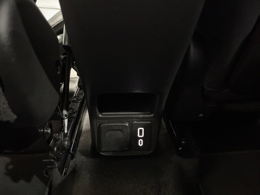 Used 2021 Buick Encore GX Essence w/ Sport Touring Package image 26