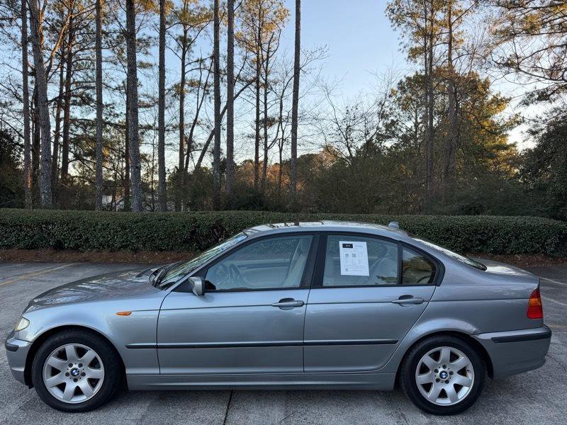 Used 2005 BMW 325i Sedan image 3