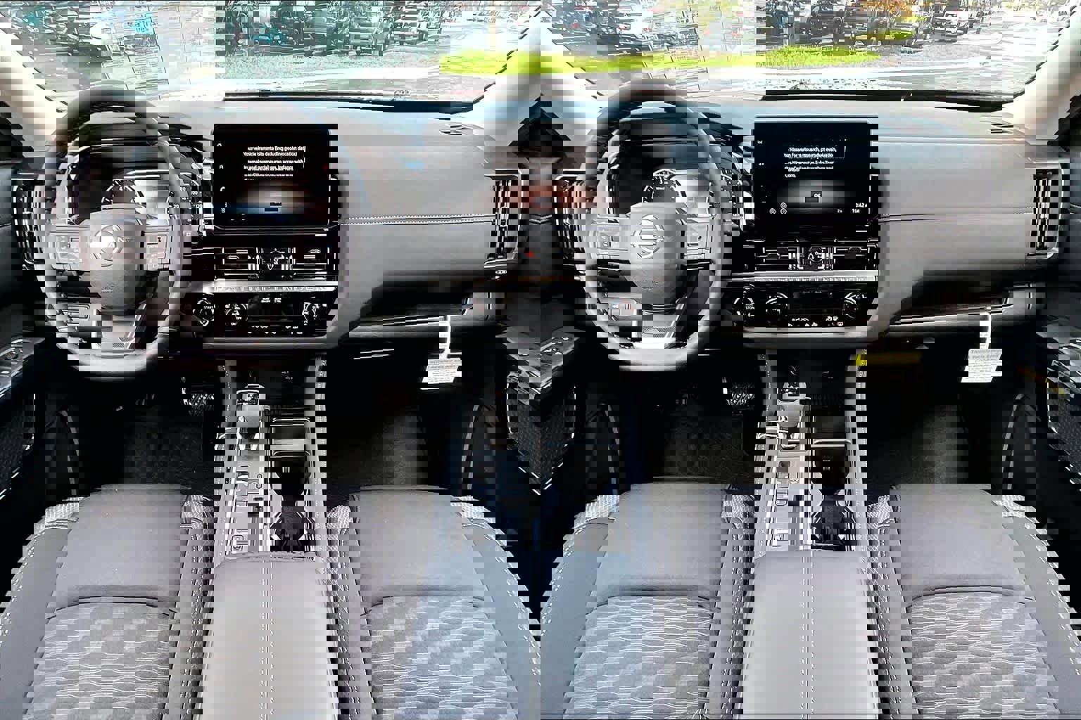 New 2026 Nissan Pathfinder SV image 5