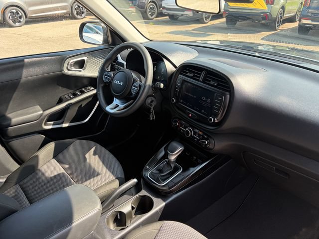 Certified 2024 Kia Soul LX w/ Option Group 015 FWD image 9