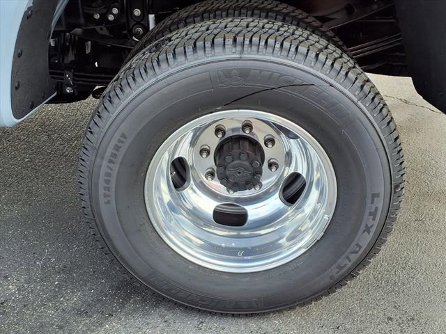 New 2026 Ford F350 Platinum image 5