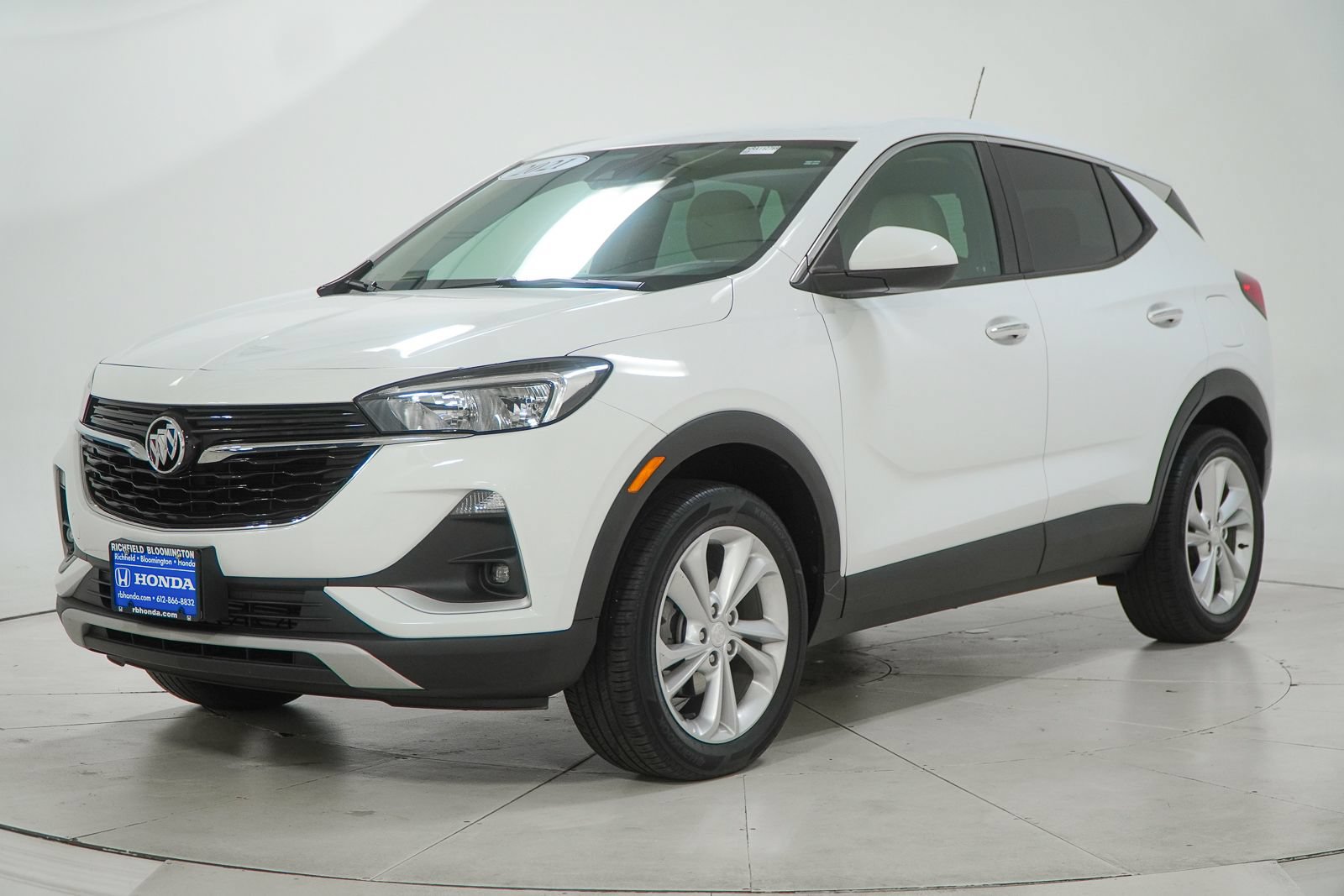 Used 2021 Buick Encore GX Preferred w/ Cold Weather Comfort Package AWD/4WD image 3