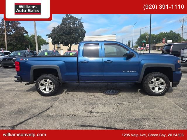 Used 2018 Chevrolet Silverado 1500 LT w/ All Star Edition AWD/4WD image 2