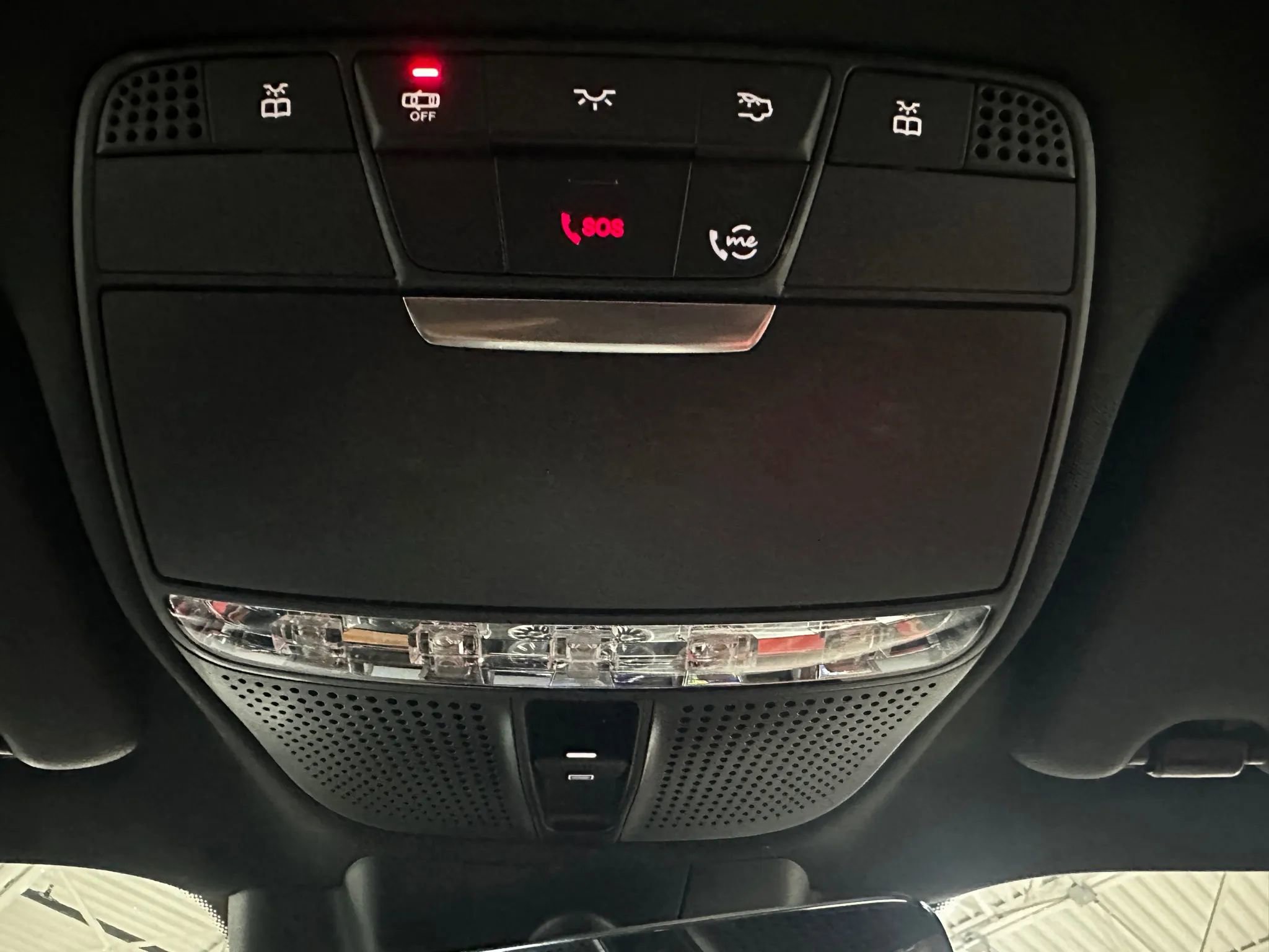 Used 2023 Mercedes-Benz E 450 Coupe image 39