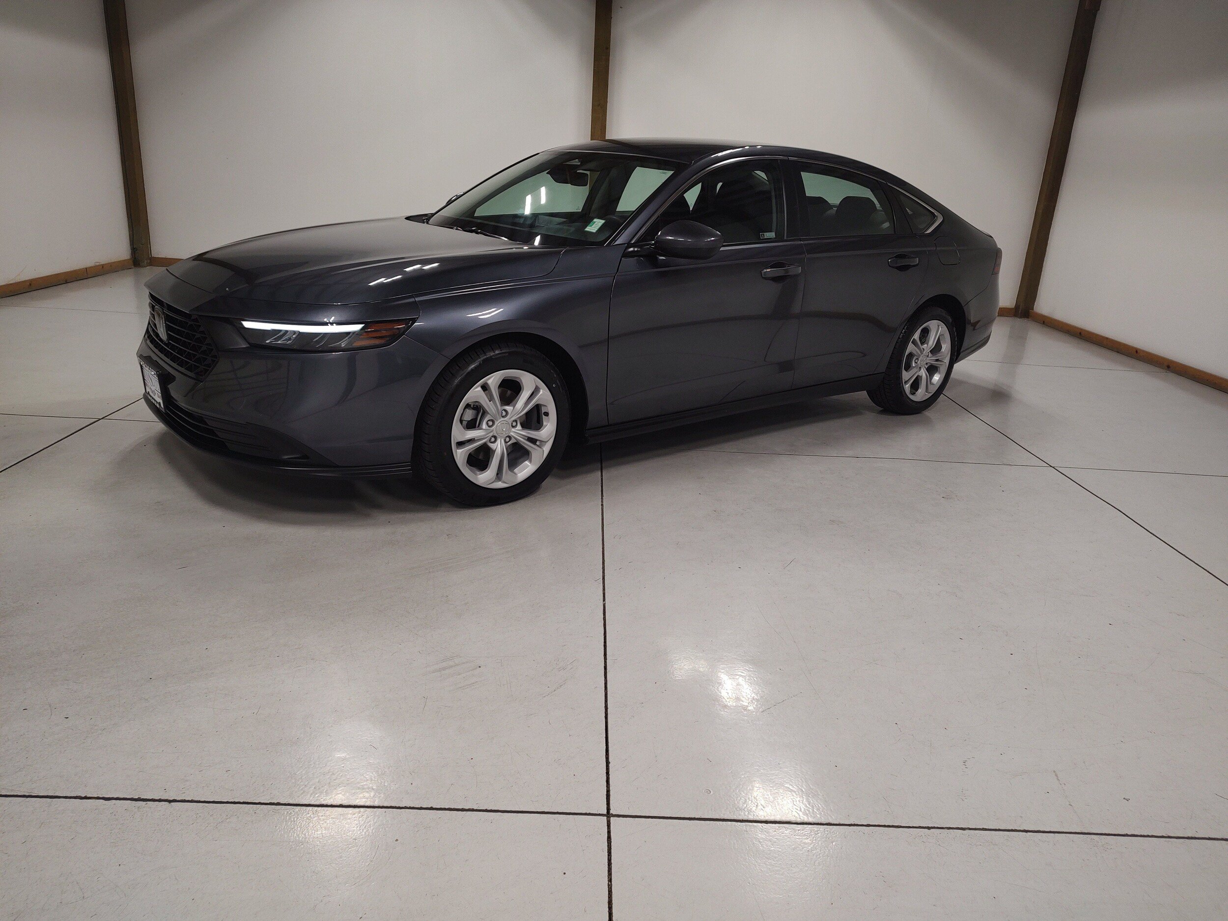 Used 2024 Honda Accord LX image 3