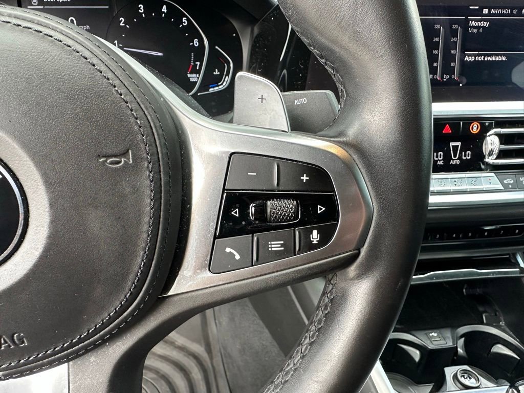 Used 2021 BMW 330i Sedan w/ M Sport Package RWD image 17