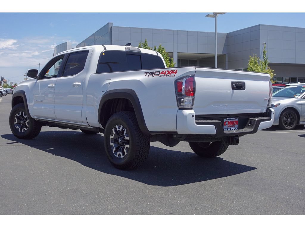 Certified 2023 Toyota Tacoma TRD Off-Road w/ Advanced Technology Package AWD/4WD image 9