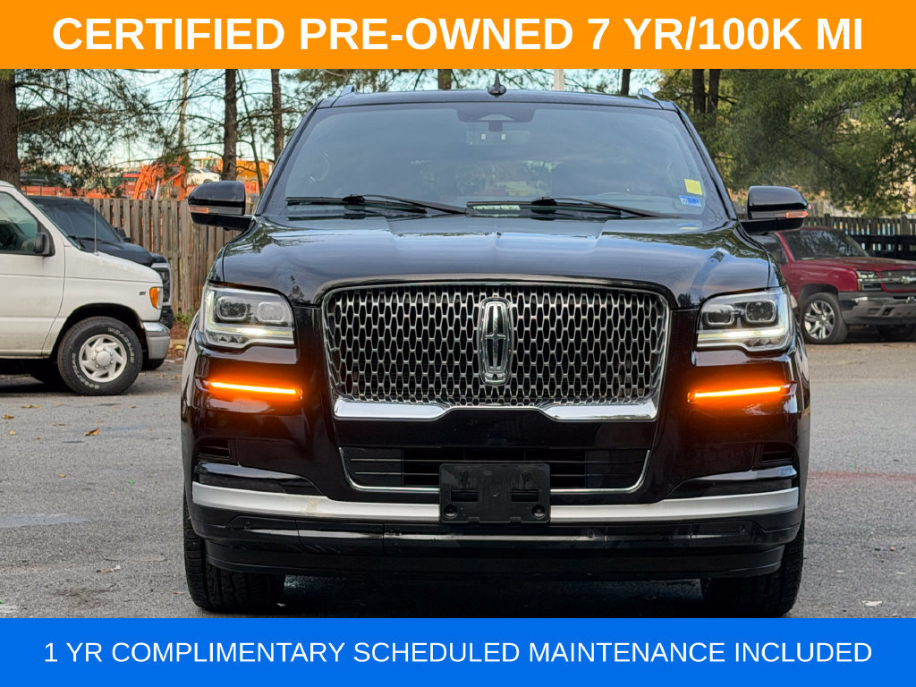 Used 2022 Lincoln Navigator L Reserve RWD image 2
