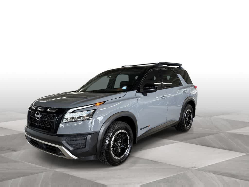 Used 2025 Nissan Pathfinder Rock Creek AWD/4WD image 4