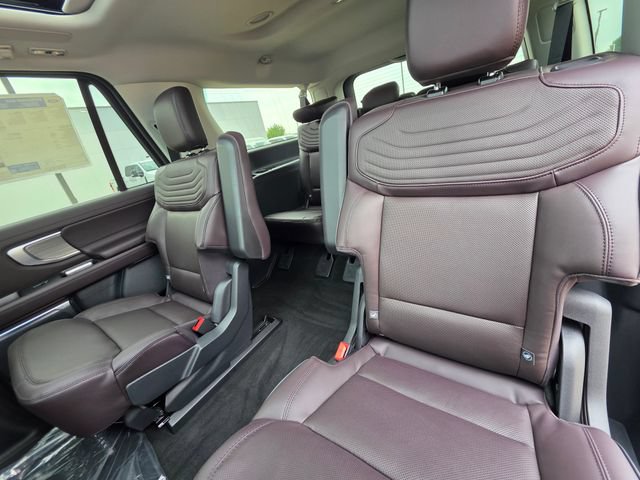 New 2027 Ford Expedition Max Platinum w/ Platinum Ultimate Package AWD/4WD image 15