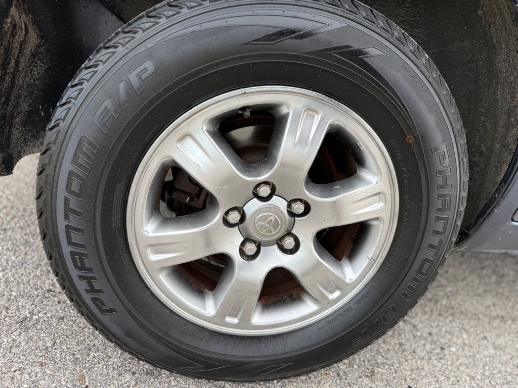 Used 2004 Toyota Highlander 2WD image 20