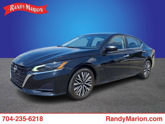 Used 2025 Nissan Altima 2.5 SV