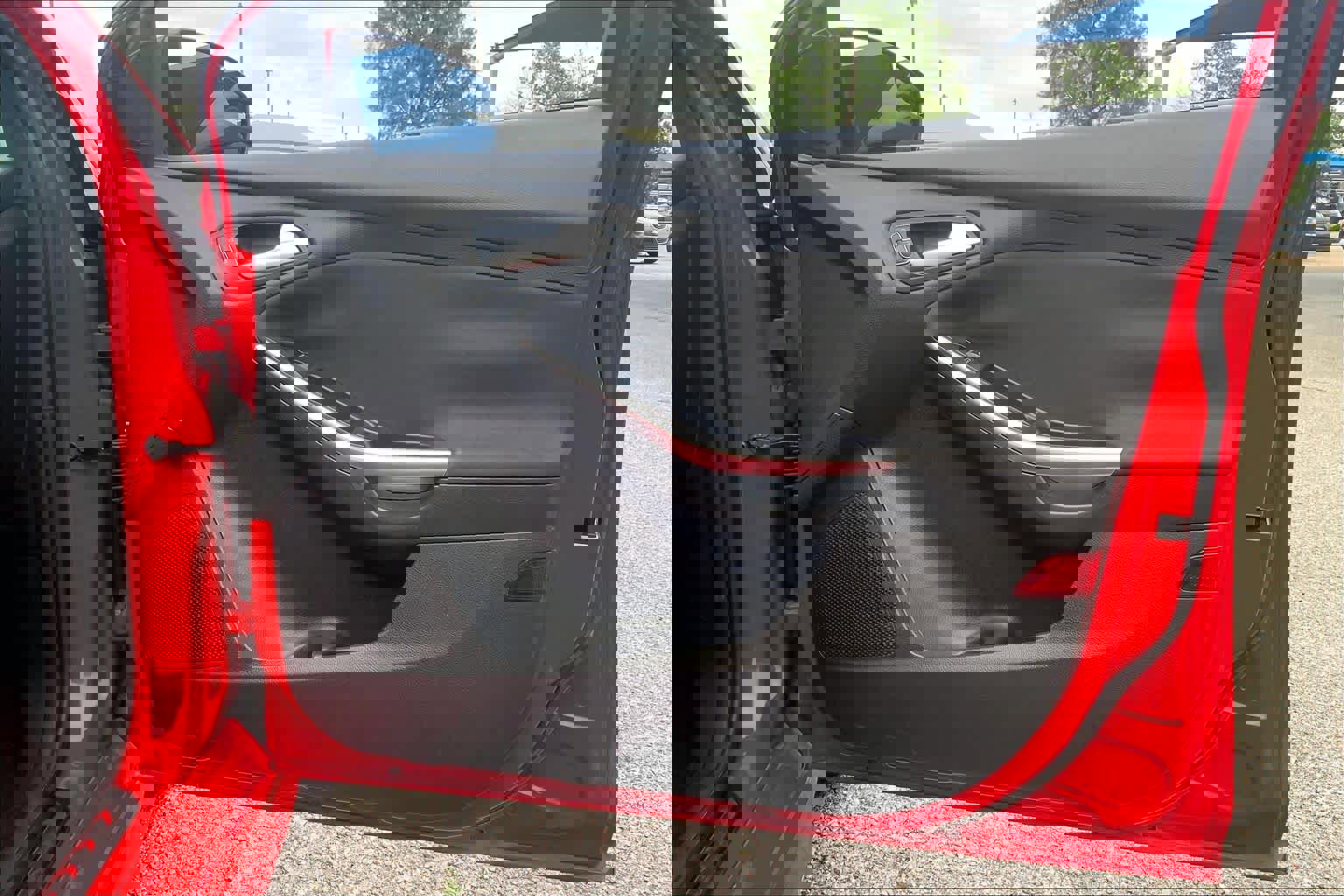 Used 2015 Ford Focus ST FWD image 23