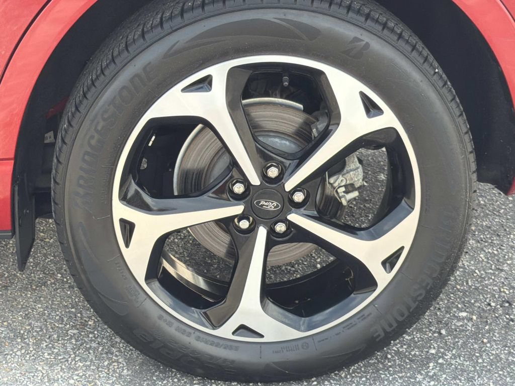 Certified 2023 Ford Escape ST-Line Select w/ Tech Pack #2 AWD/4WD image 10