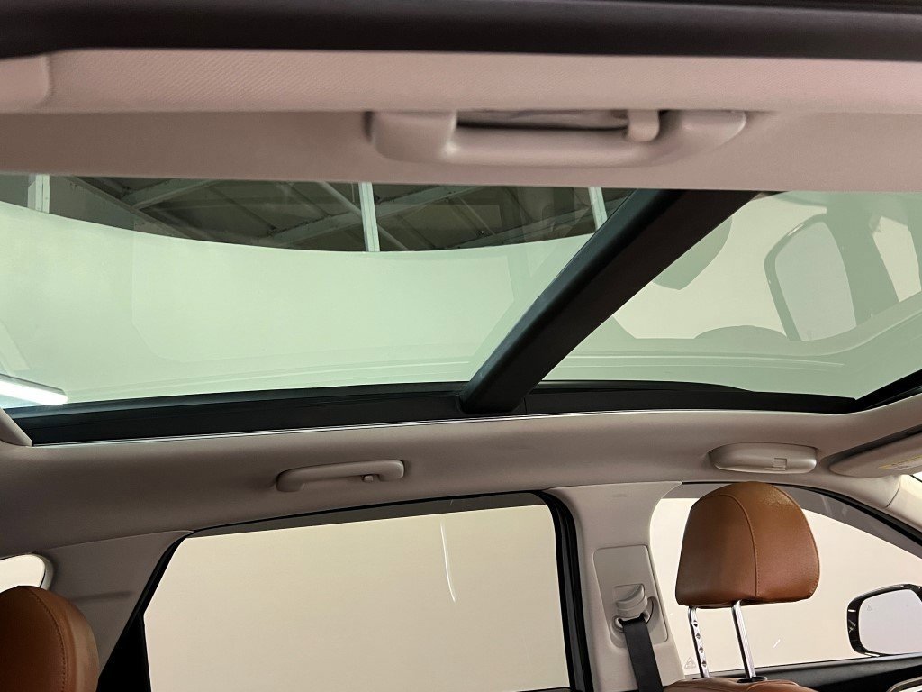 Used 2022 Kia Sorento SX Prestige w/ Rust Color Package image 17