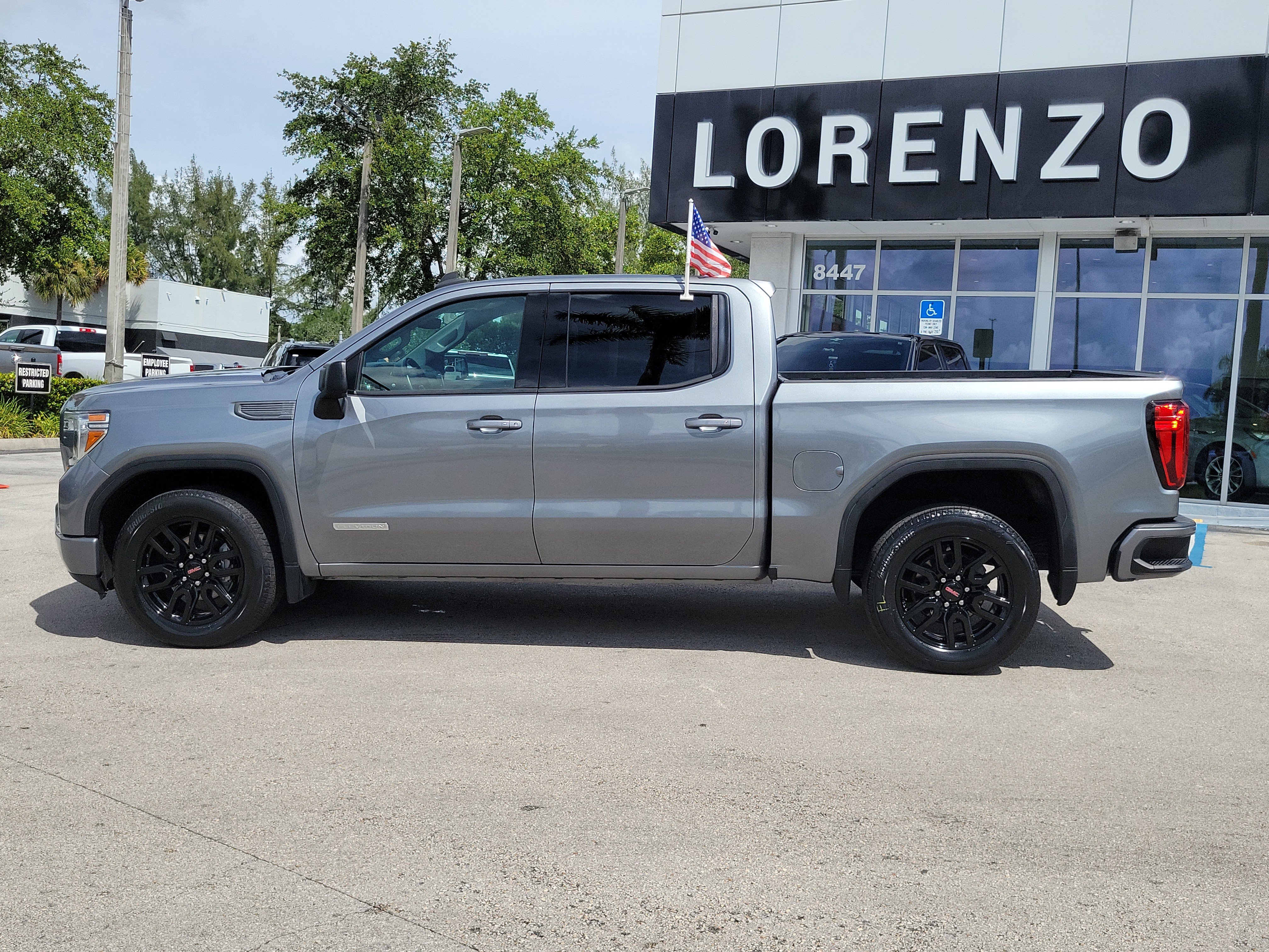 Used 2021 GMC Sierra 1500 Elevation image 8