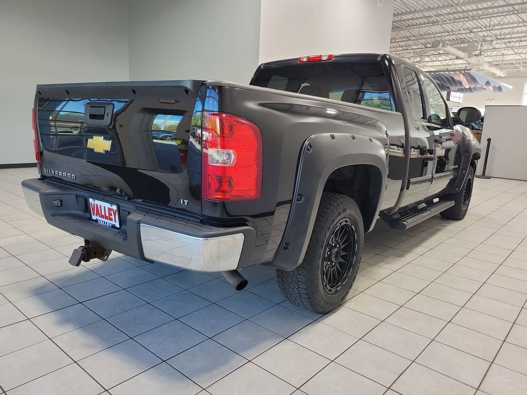 Used 2013 Chevrolet Silverado 1500 LT w/ All-Star Edition AWD/4WD image 10