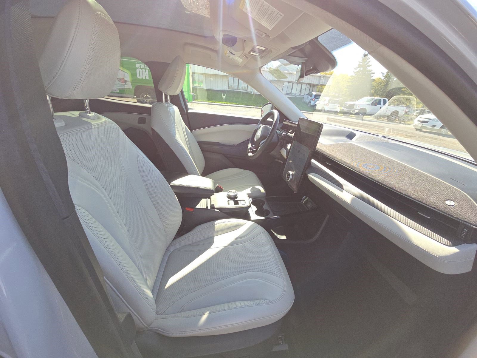 Used 2022 Ford Mustang Mach-E Premium AWD/4WD image 10