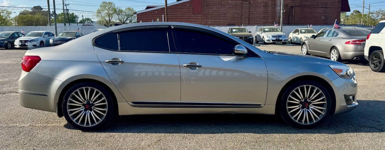 Used 2015 Kia Cadenza Premium w/ Technology Package image 6