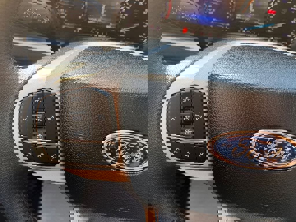 Used 2024 Ford Explorer XLT image 14