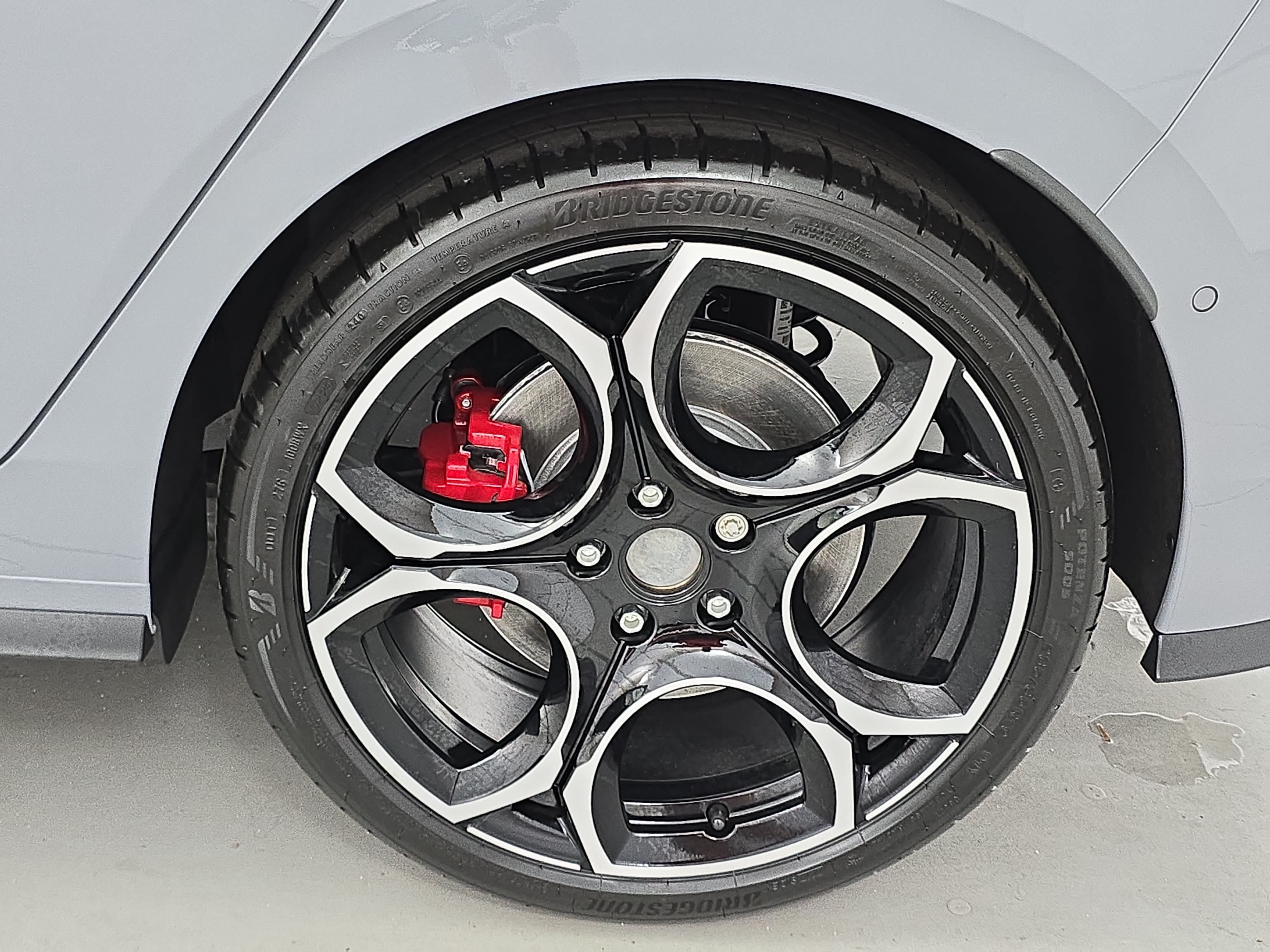 New 2026 Volkswagen GTI Autobahn FWD image 33