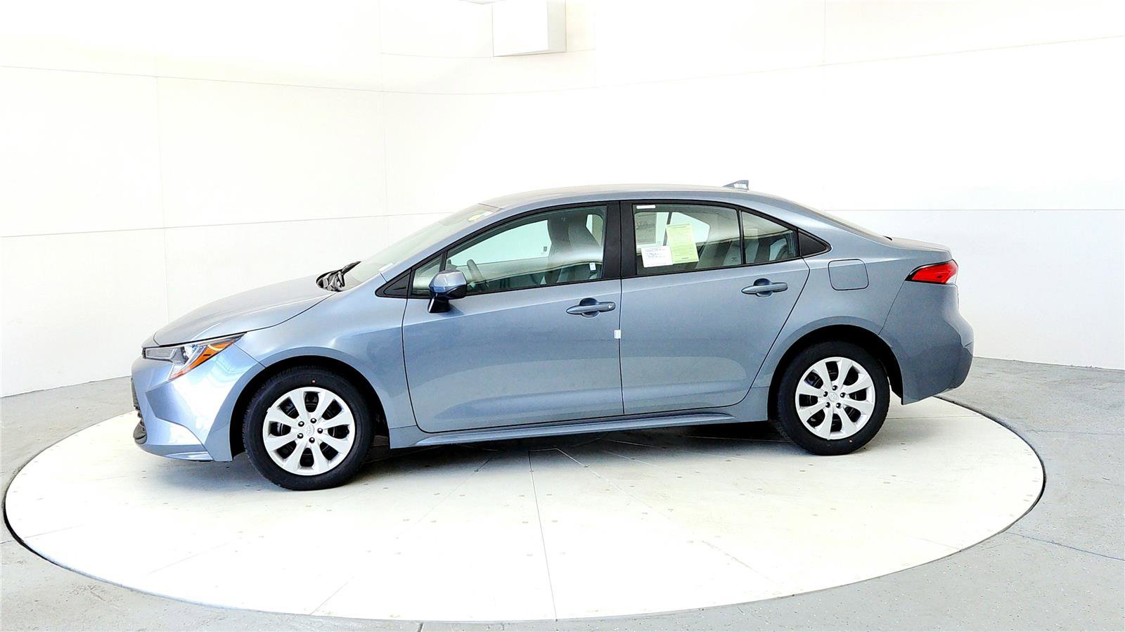 New 2026 Toyota Corolla LE FWD image 3