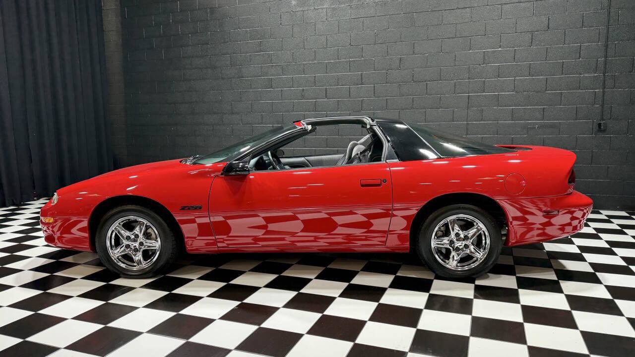 Used 1998 Chevrolet Camaro Z28 w/ Preferred Equipment Group 2 RWD image 11